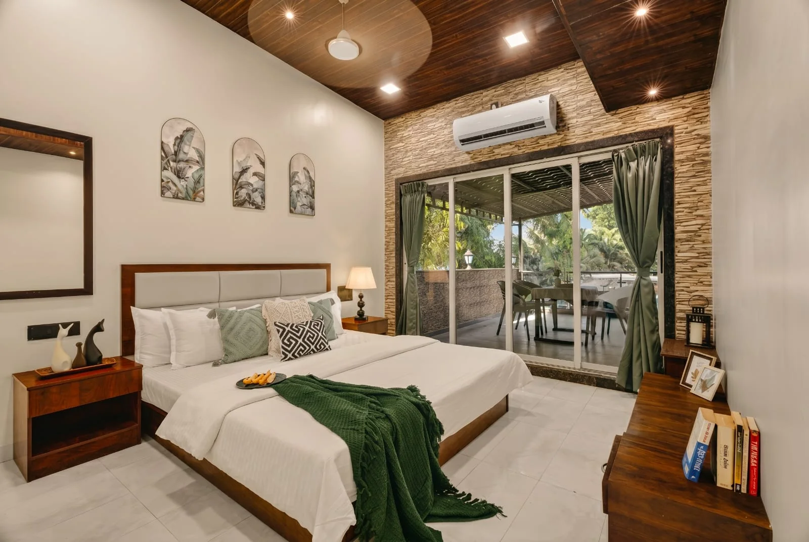 Villa No. 11 — Pure Veg 6BHK photo 3