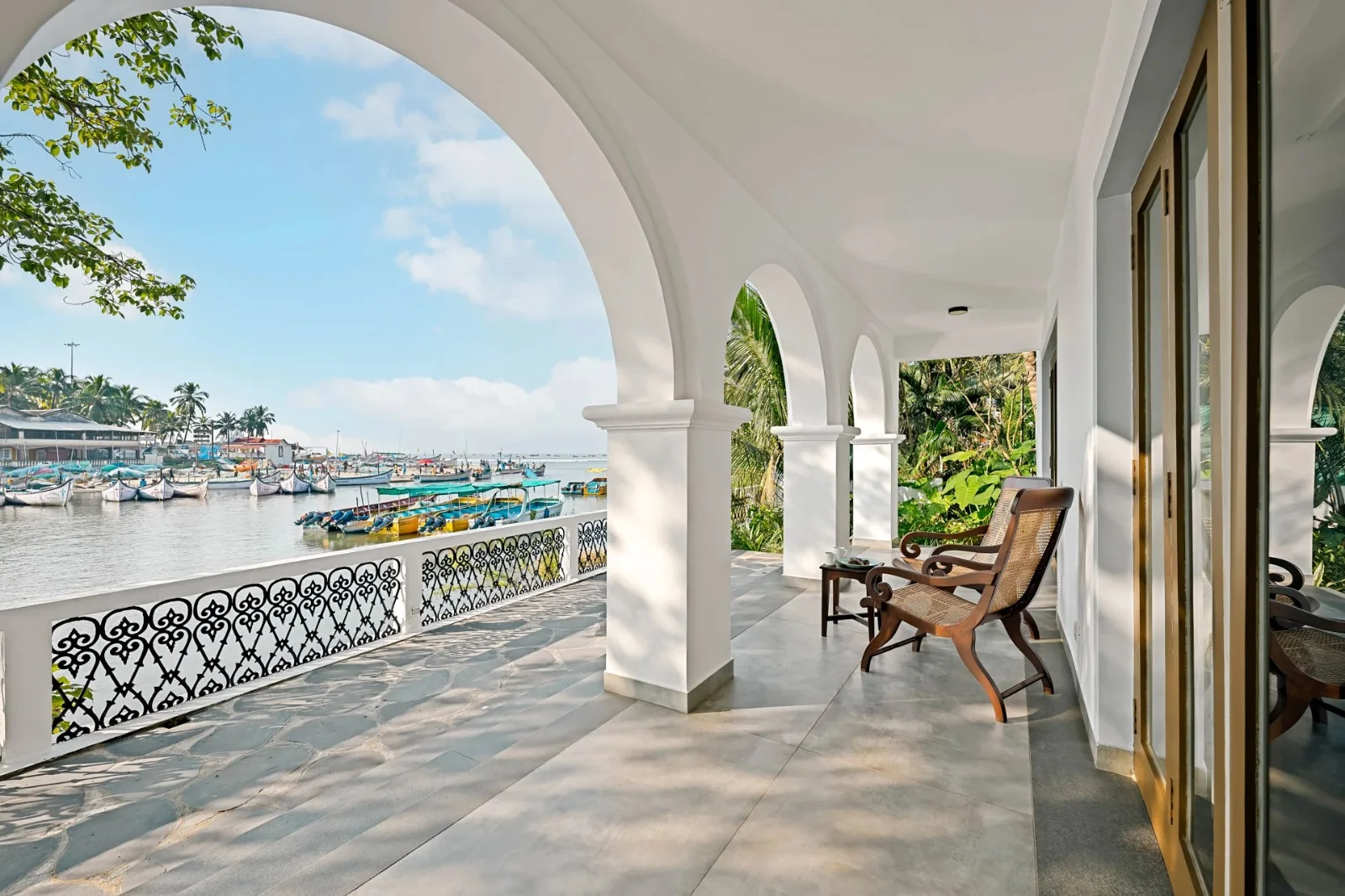 Villa No. 13 — Luxury 4BHK Waterfront Villa gallery photo 7