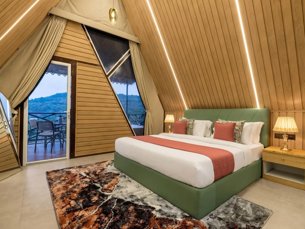 Villa No. 14 — Couple Special with Private Jacuzzi photo 5